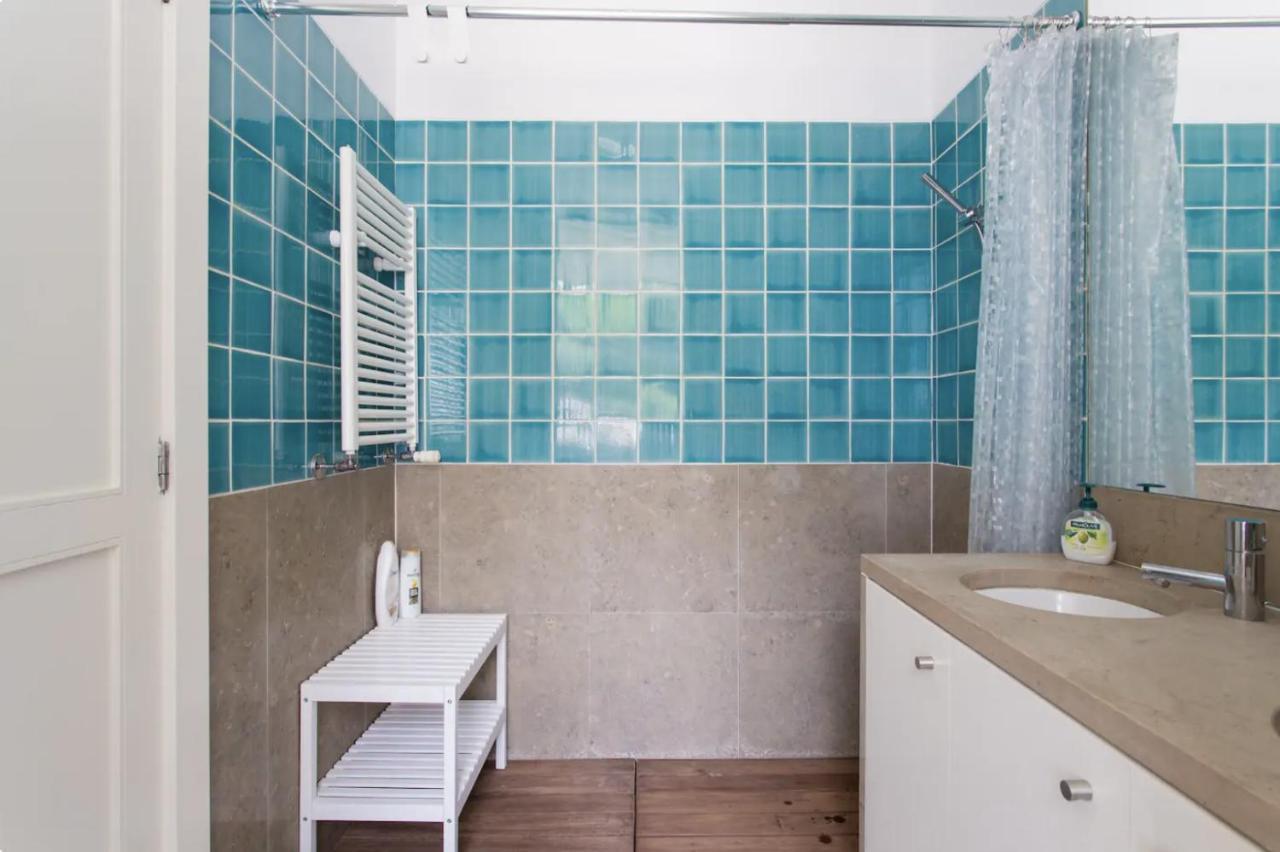 リスボンBeautiful 3-Story House In Chiado With A 40M² Private Terraceアパートメント エクステリア 写真