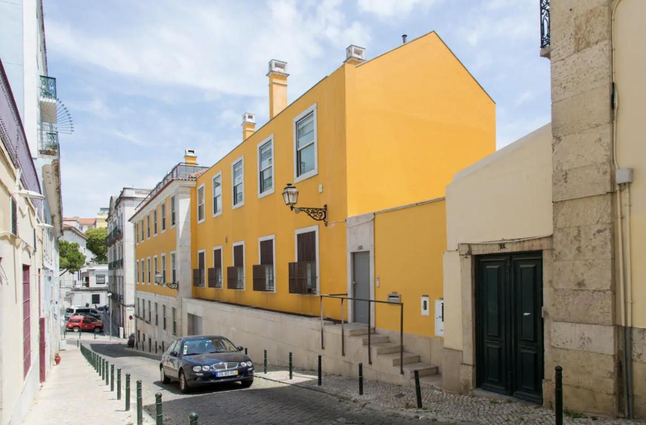 リスボンBeautiful 3-Story House In Chiado With A 40M² Private Terraceアパートメント エクステリア 写真