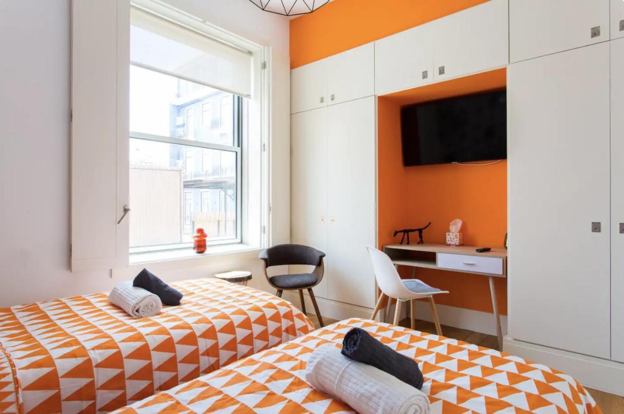リスボンBeautiful 3-Story House In Chiado With A 40M² Private Terraceアパートメント エクステリア 写真